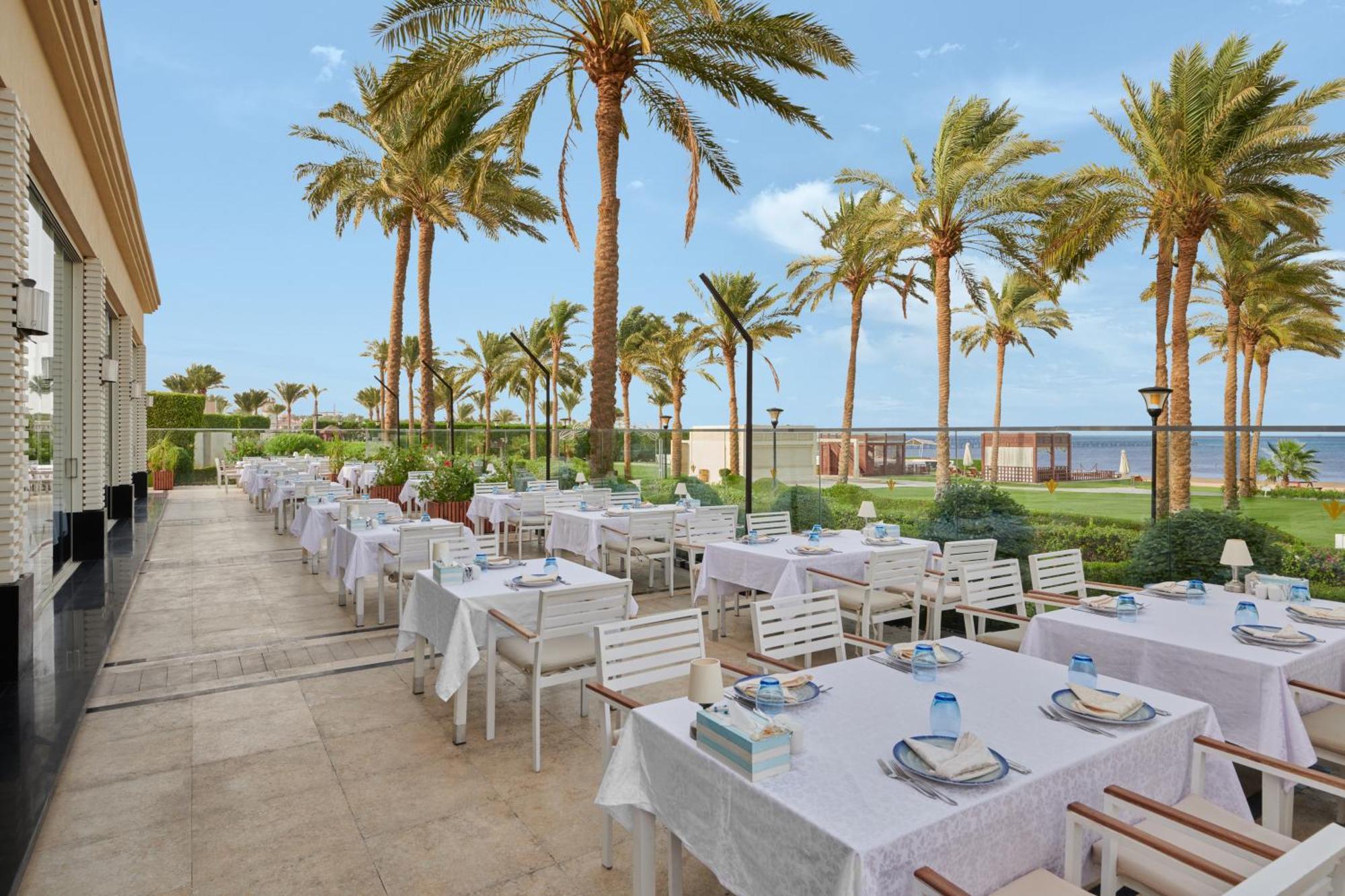 Hotel Rixos Premium Seagate Sharm El-Sheikh Exterior foto The terrace of the hotel